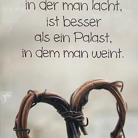 Gartenhaeuschen Im Gruenen *